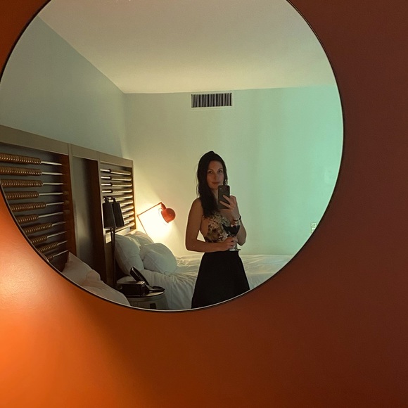 Meet your Posher, Morgan - Picture 2 of 4